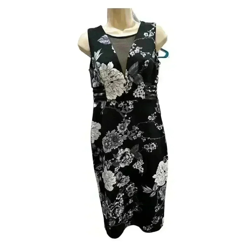 - Enfocus Studio Body Con V-Neck Sleeveless Dress Size 4. Used in good con…